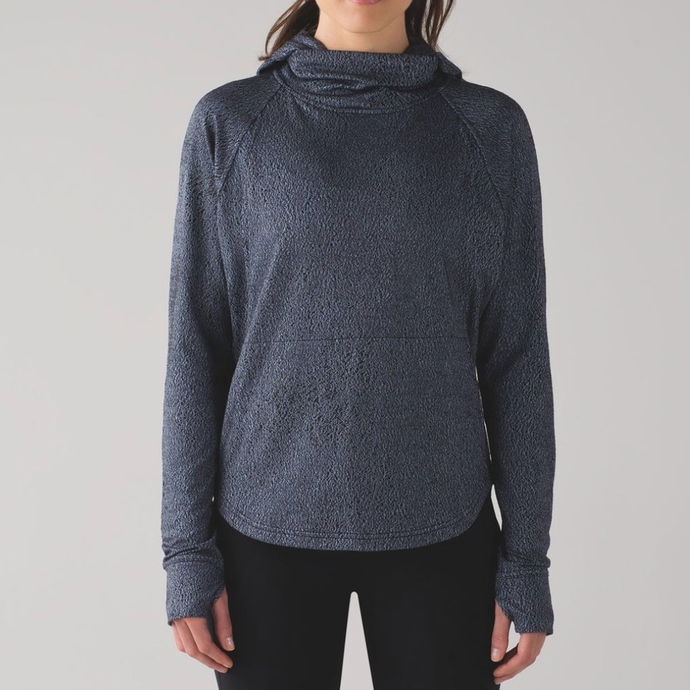 Lululemon Pick Up The Pace Long Sleeve Luon Spray